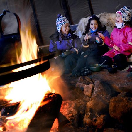 Pine Bay Lodge Person Экстерьер фото