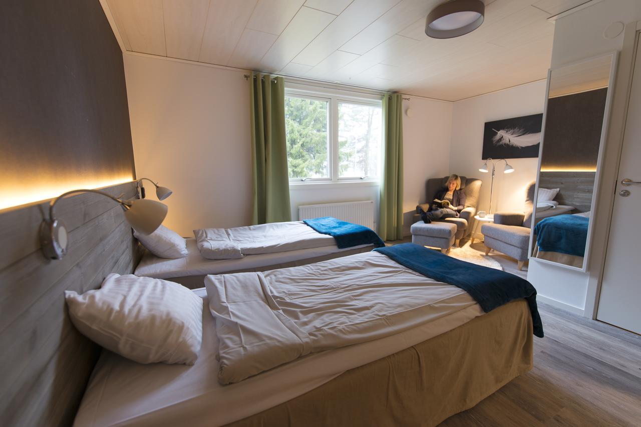 Pine Bay Lodge Person Экстерьер фото
